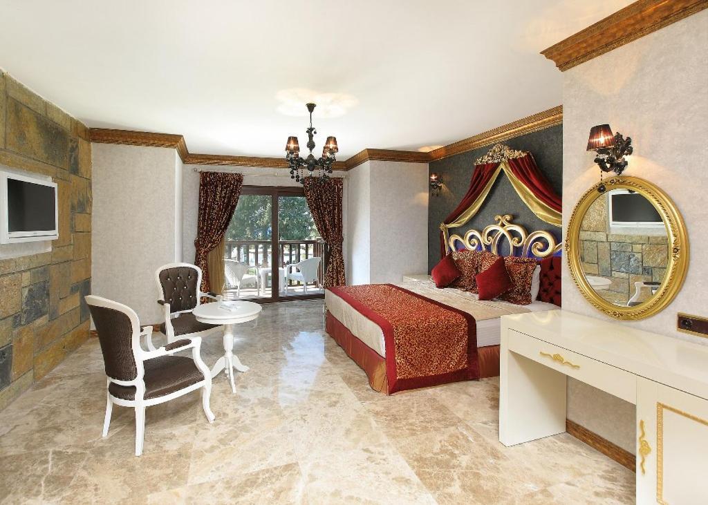 Camelot Boutique Hotel Akyarlar Room photo